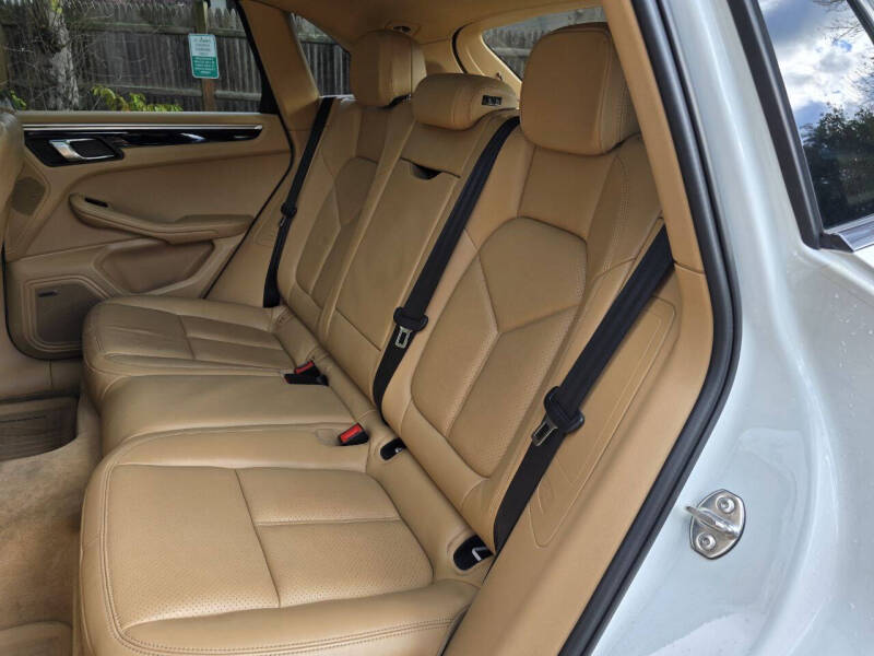 2017 Porsche Macan S