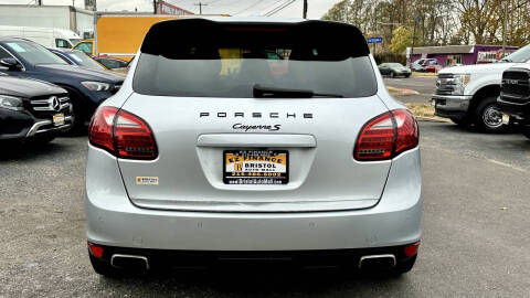 2011 Porsche Cayenne S Hybrid