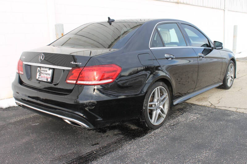 2015 Mercedes-Benz E-Class null photo 5