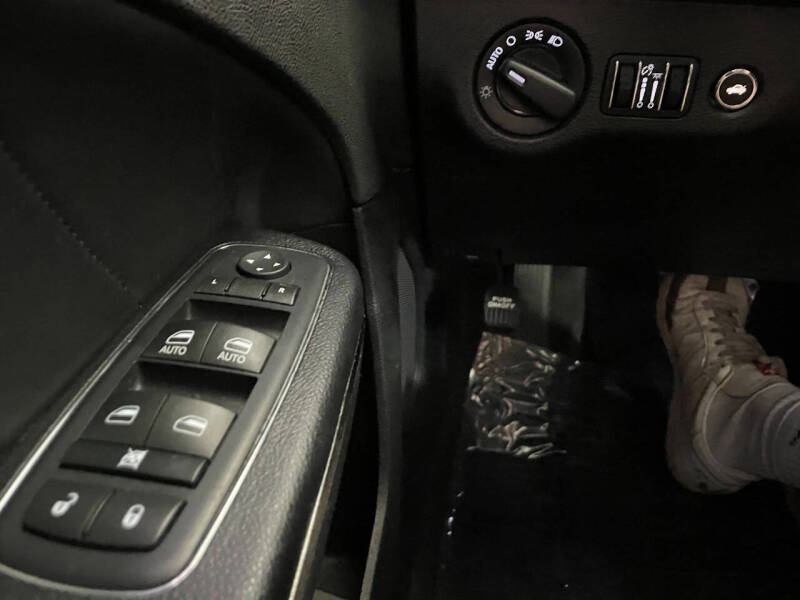 2016 Dodge Charger SRT Hellcat