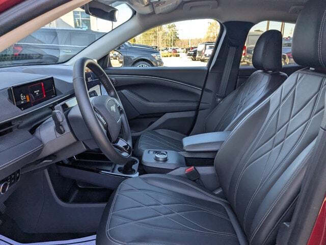 2024 Ford Mustang Mach-E Select