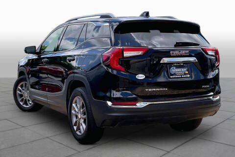 2023 GMC Terrain SLT