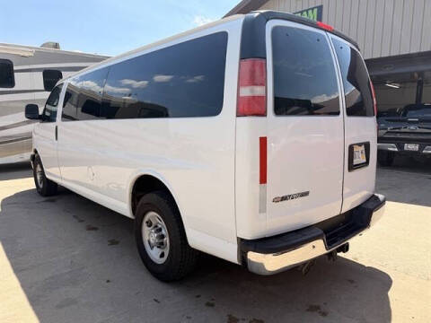 2017 Chevrolet Express LT 3500