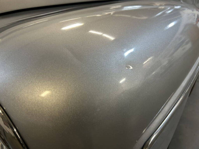 1947 Ford Super Deluxe