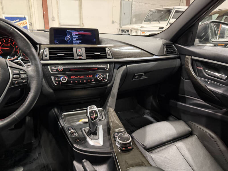 2014 BMW 3 Series 328i xDrive