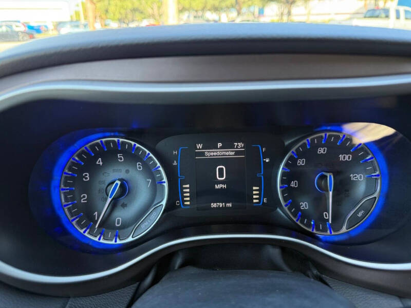 2017 Chrysler Pacifica Touring