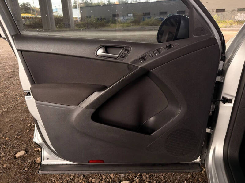 2011 Volkswagen Tiguan