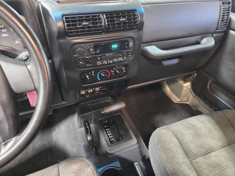 2005 Jeep Wrangler SE