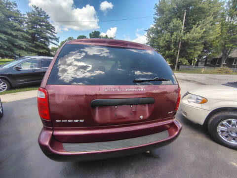 2003 Dodge Grand Caravan SE
