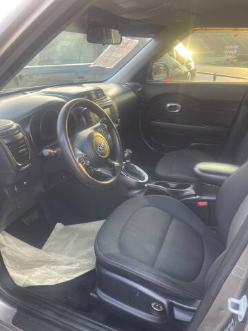 2018 Kia Soul +
