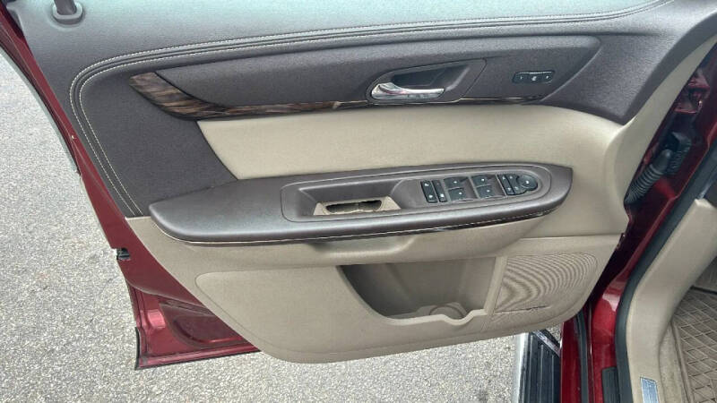 2016 GMC Acadia Denali