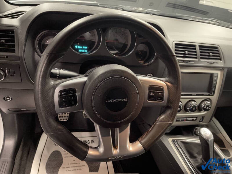 2014 Dodge Challenger SRT8