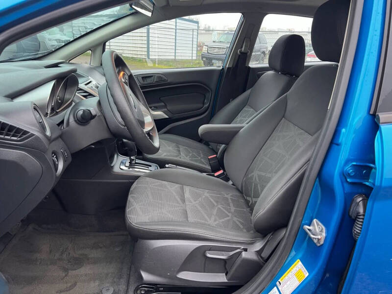 2013 Ford Fiesta SE