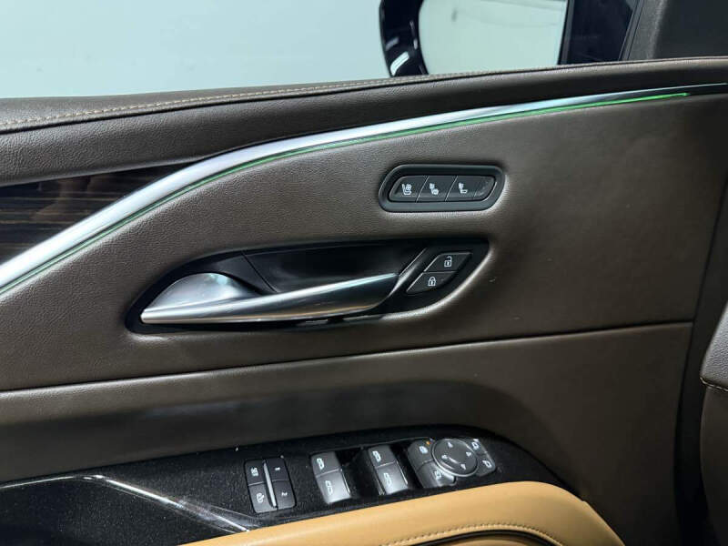 2021 Cadillac Escalade ESV Sport