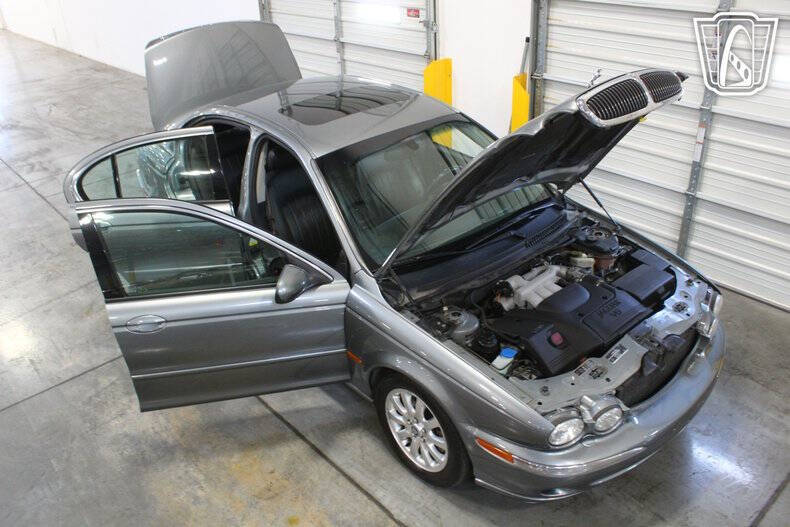 2002 Jaguar X-Type 2.5