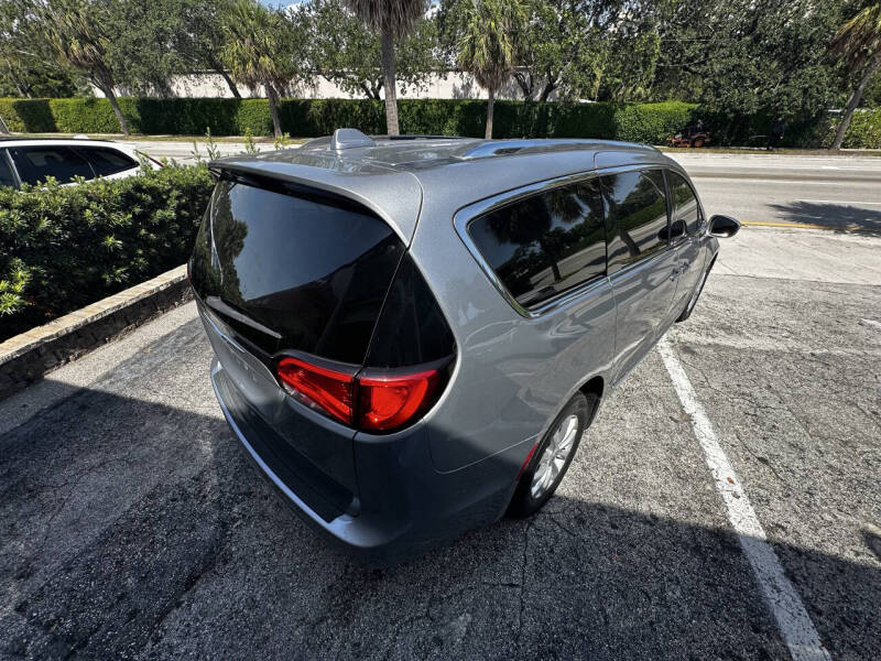 2019 Chrysler Pacifica Touring L
