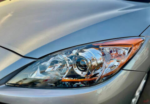 2013 Mazda MAZDA3 i Grand Touring