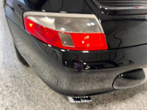 2004 Porsche 911 Carrera