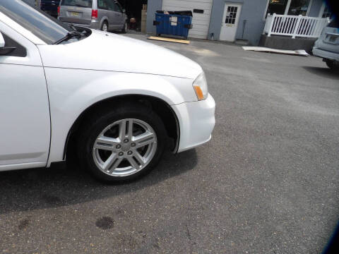 2011 Dodge Avenger SXT