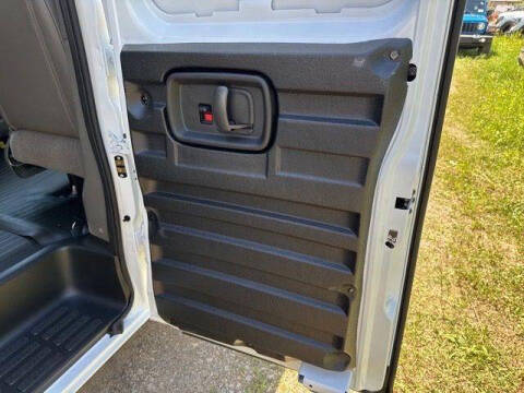 2026 GMC Savana 2500