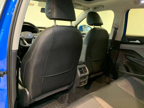 2022 Volkswagen Taos SE 4Motion