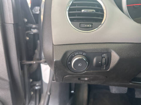 2013 Chevrolet Cruze LS Auto