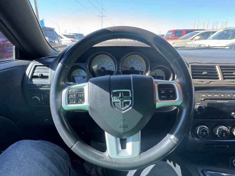 2014 Dodge Challenger SXT