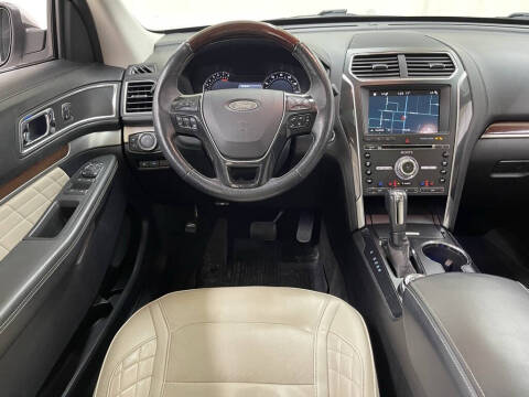 2018 Ford Explorer Platinum