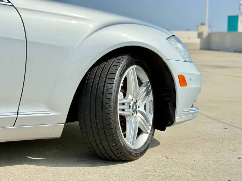 2011 Mercedes-Benz S-Class S 550