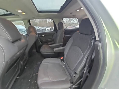 2013 GMC Acadia SLE-2