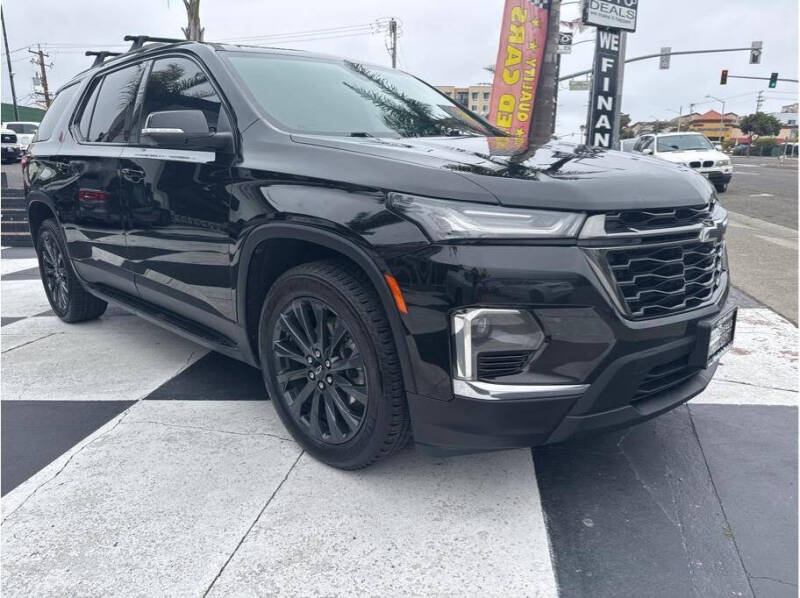 2023 Chevrolet Traverse RS