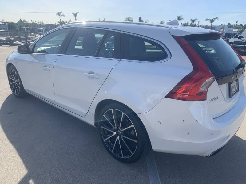 2016 Volvo V60 T5 Drive-E Premier