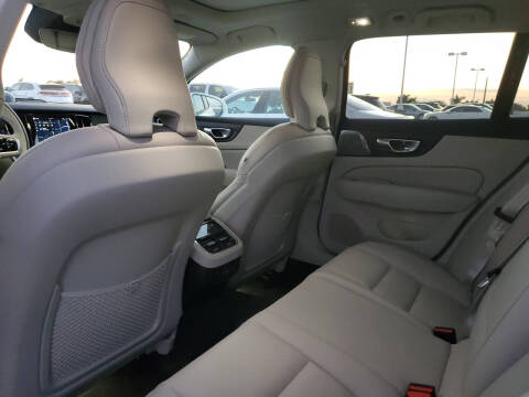 2026 Volvo V60 Cross Country B5 Ultra