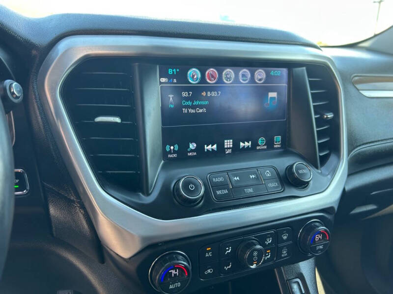 2017 GMC Acadia SLE-2