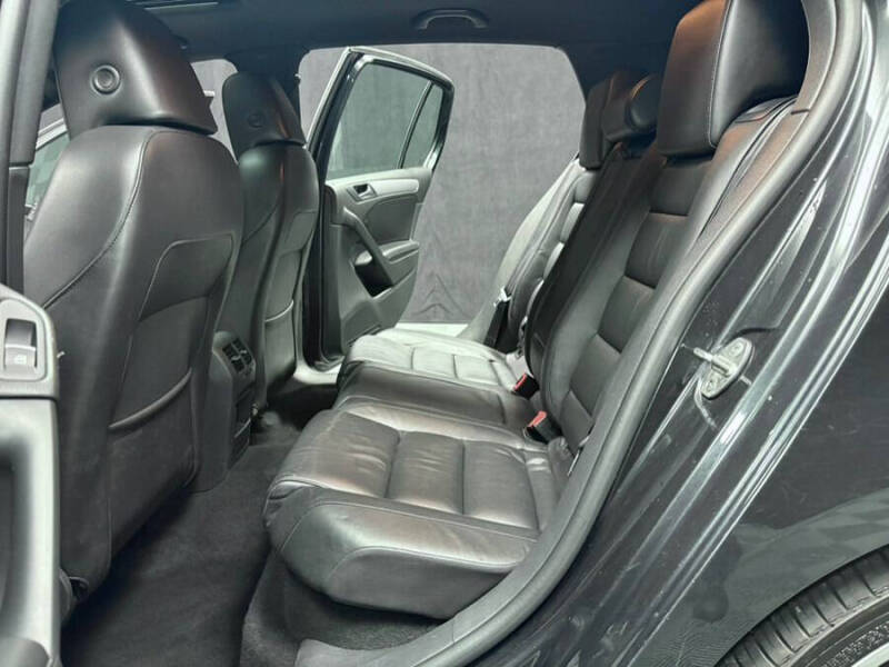 2013 Volkswagen Golf R 4Motion