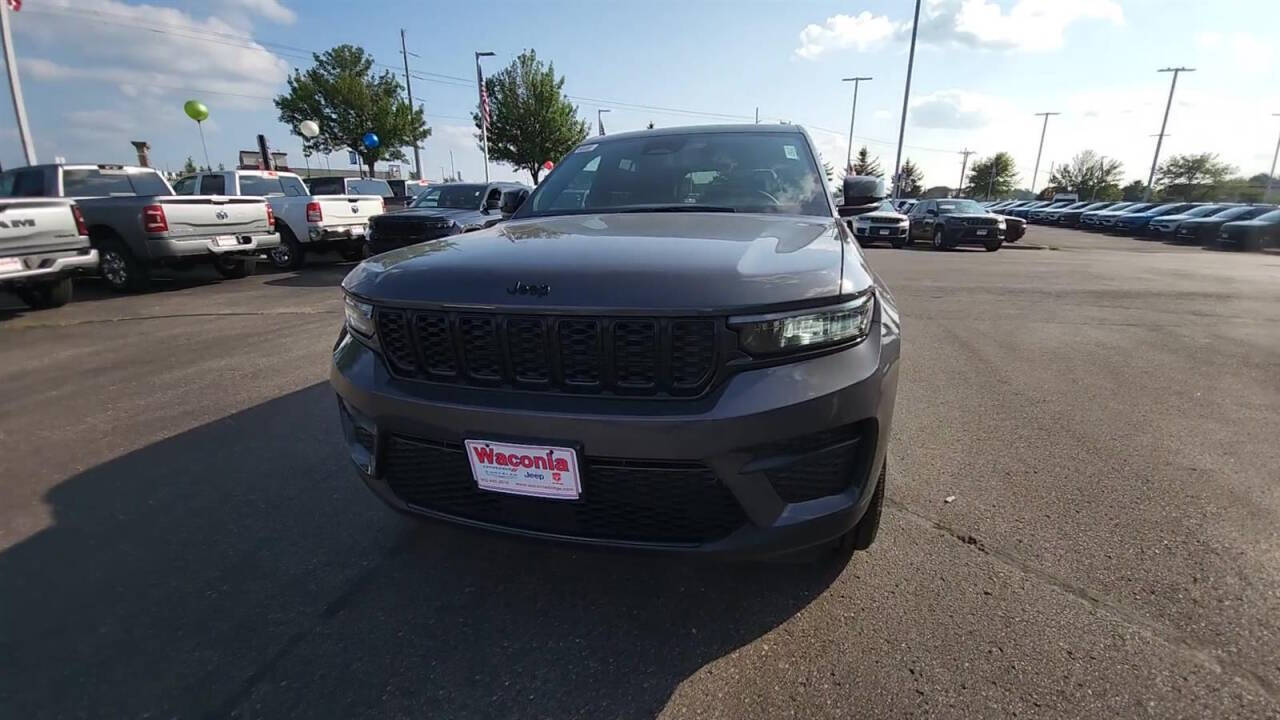 2024 Jeep Grand Cherokee for sale at Victoria Auto Sales in Victoria, MN