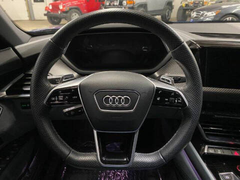 2022 Audi e-tron GT quattro Prestige