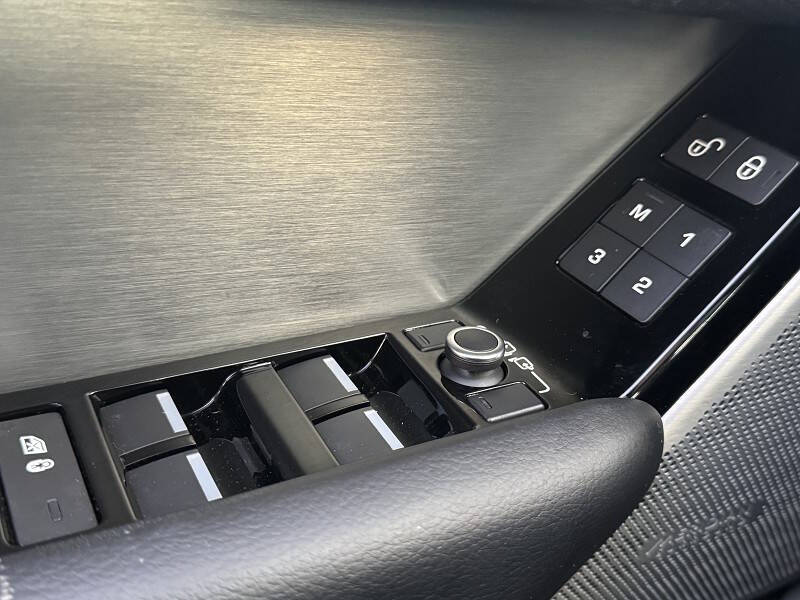 2018 Land Rover Range Rover Velar P250 R-Dynamic SE