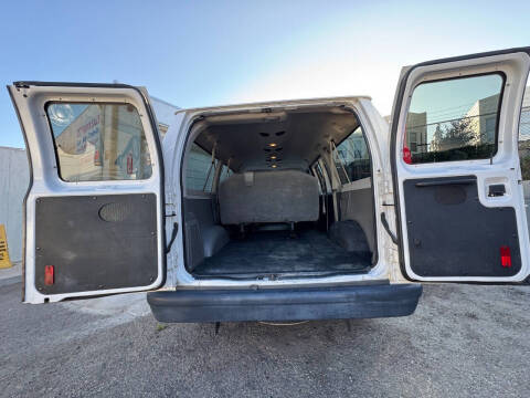 2009 Ford E-Series E-150 XL