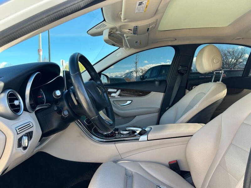 2016 Mercedes-Benz C-Class