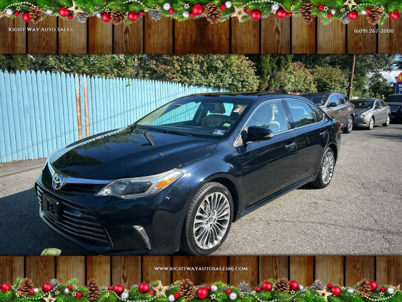2016 Toyota Avalon Limited's photo