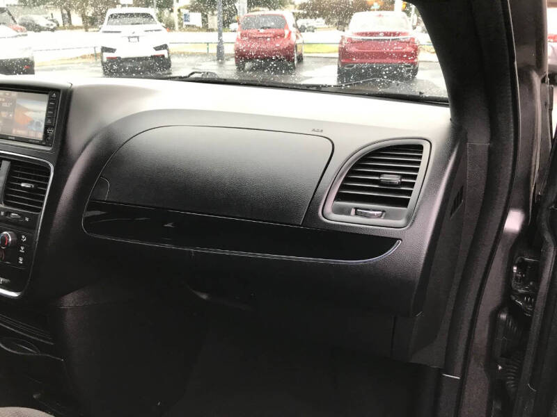 2018 Dodge Grand Caravan SE Plus