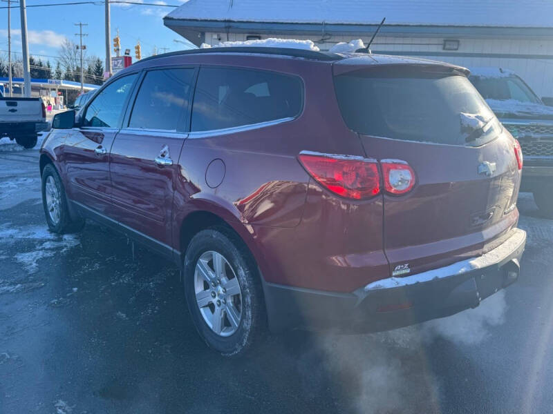 2011 Chevrolet Traverse LT
