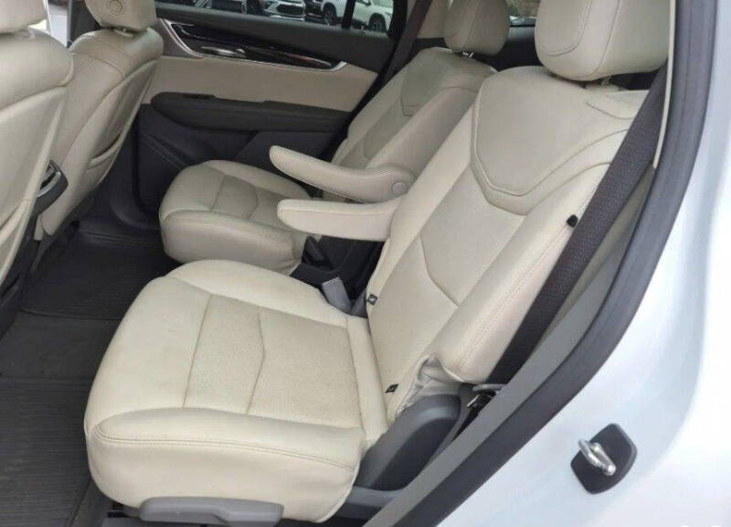 2020 Cadillac XT6 Premium Luxury