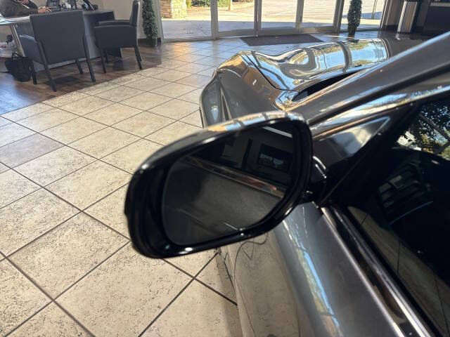 2016 Infiniti Q70 Hybrid