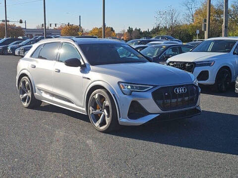 2023 Audi e-tron S quattro Premium Plus