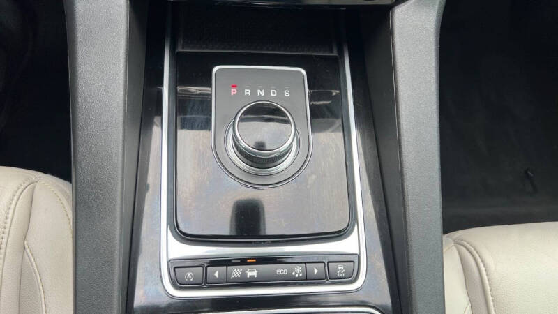 2017 Jaguar F-PACE 35t Prestige