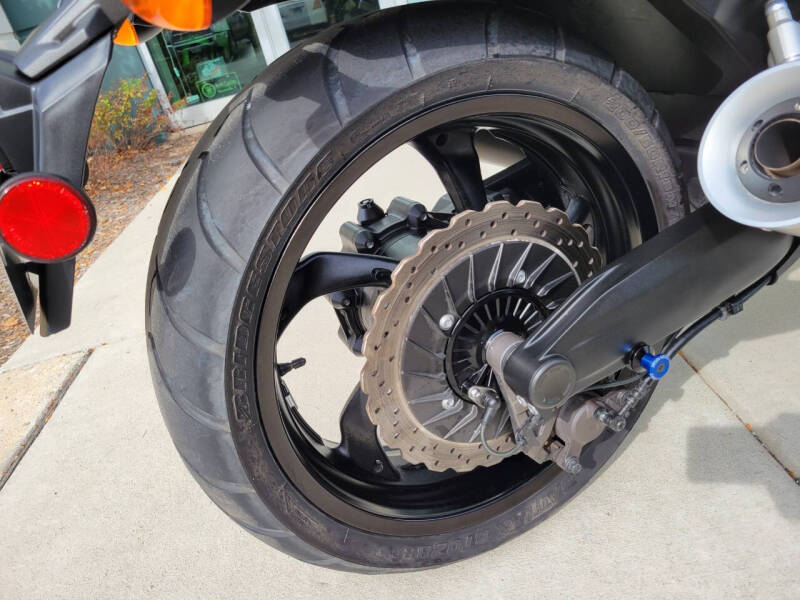 2020 Yamaha VMAX Matte Raven Black