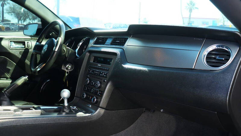 2011 Ford Mustang GT Premium