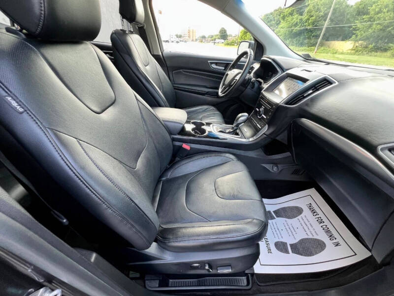 2016 Ford Edge Titanium